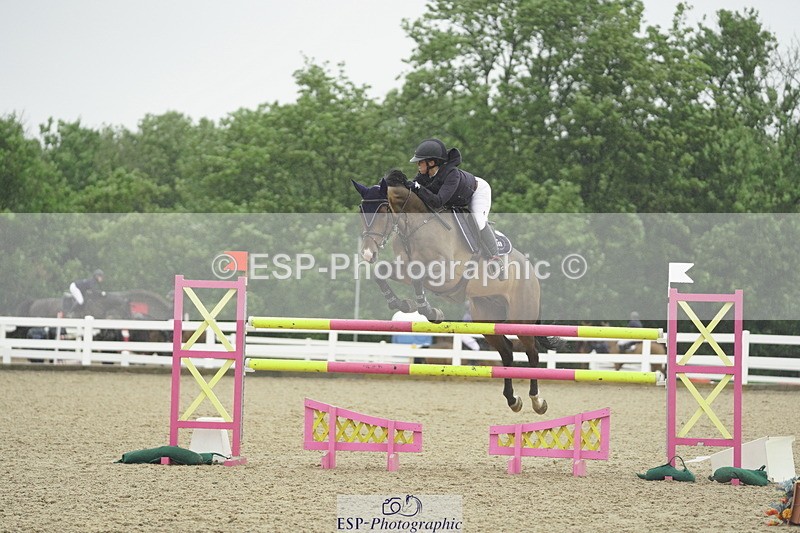 230722A-141342-09574 - Cls 23, 1 Star Gold 1.30m