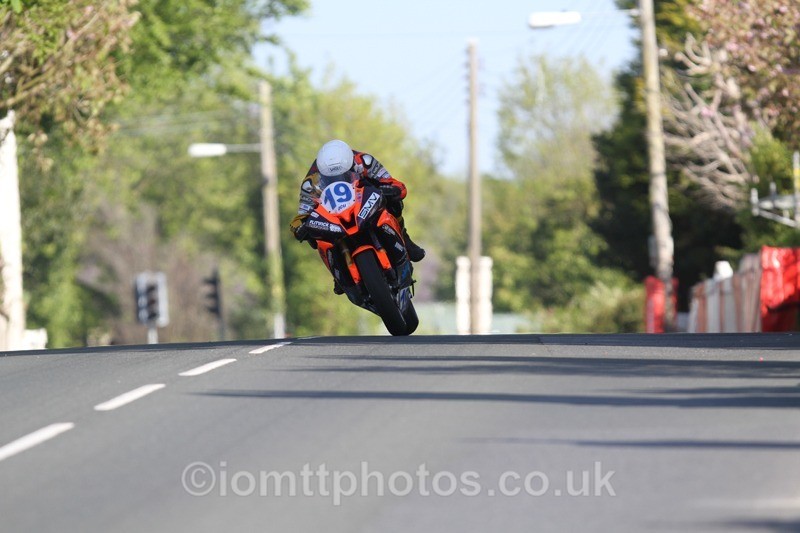 IMG_4291 - Thursday Practice  TT 2013