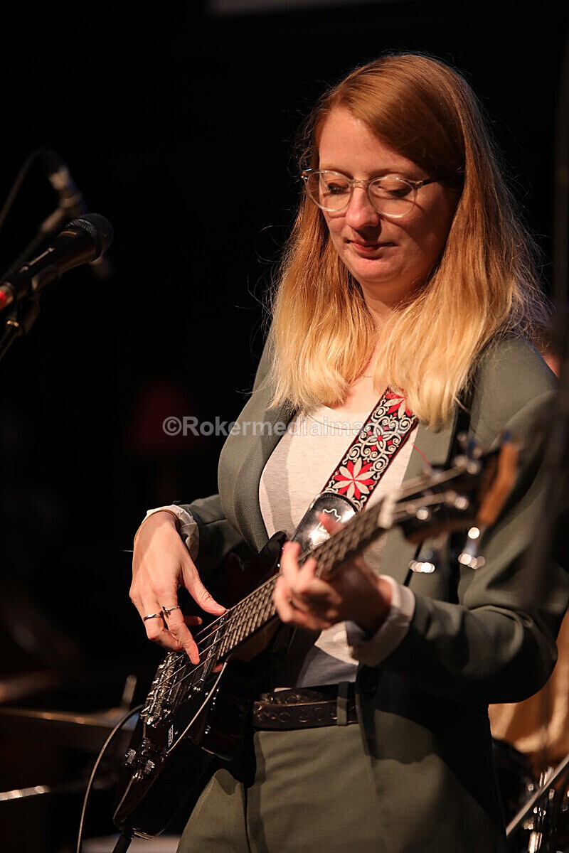 FOLK N BLUES-511 - FOLK and BLUES SEPT 2022