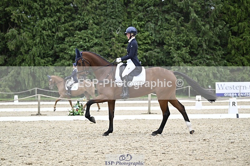 240523-170233-05606 - 449-REDFIELD_FYRE-Cassie_Sanger