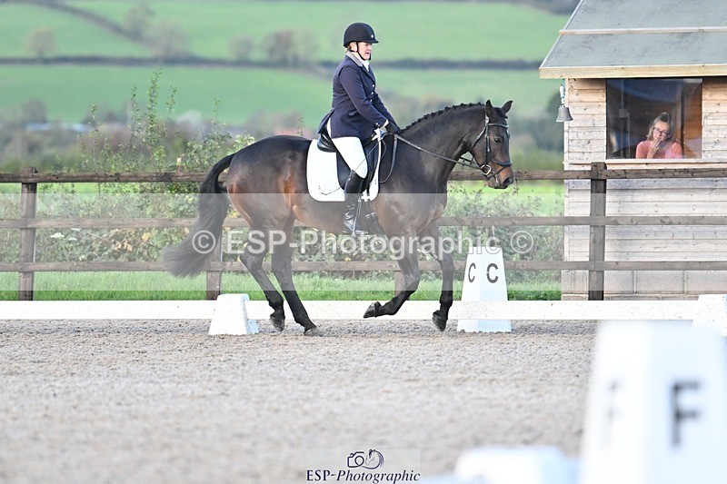 231105-161025-04046 - Cls 4 Novice 24 15.24 to 16.35 break