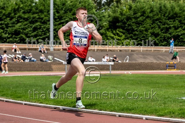 SIAB23-913921 - Track Male Set One