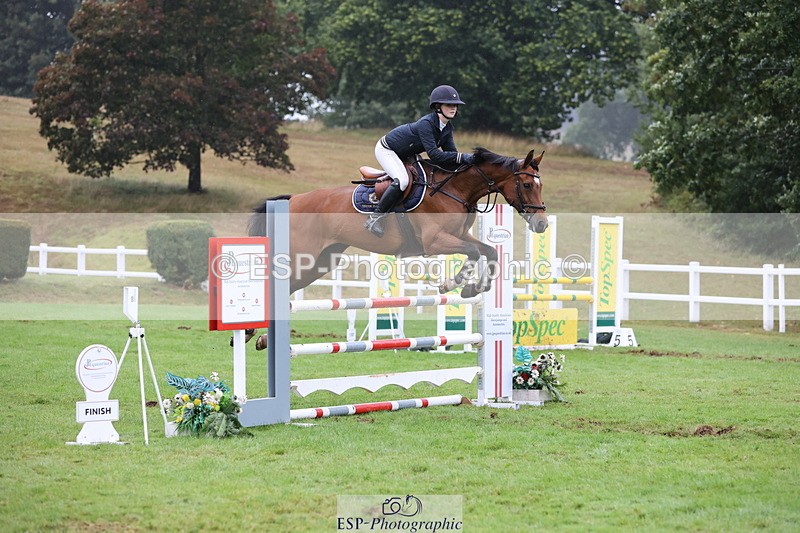 250830A-151226-07236 - Cls 16 Snr Newcomers and 1.10m Open