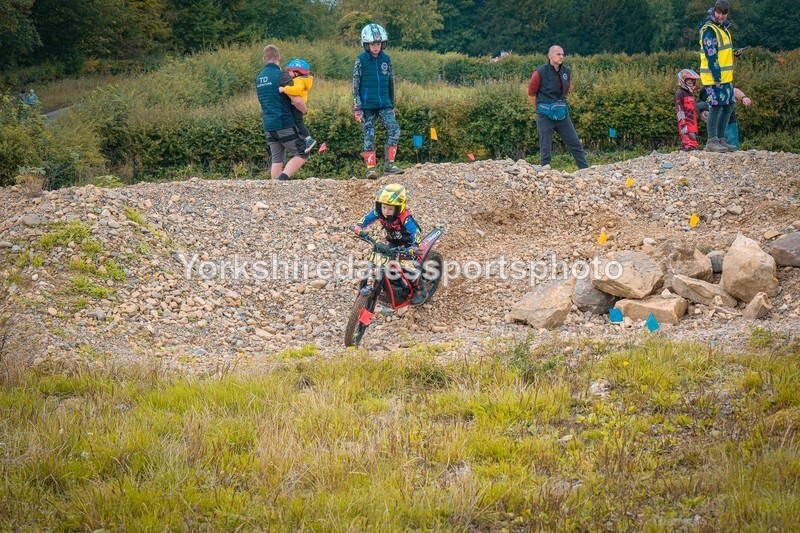 DSCF0131 - Ripon MC Trial 27/09- kids
