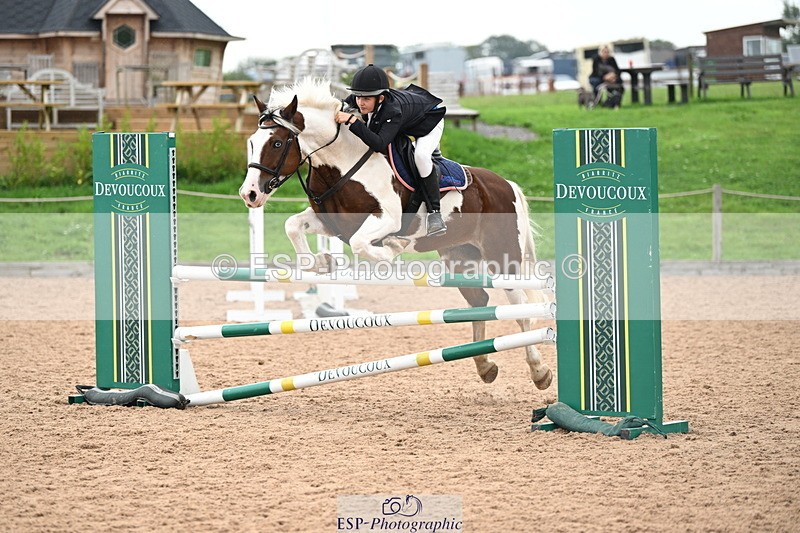 240907A-141525-02297 - Cls 4 Pony Big Team 95cm & 1.05m