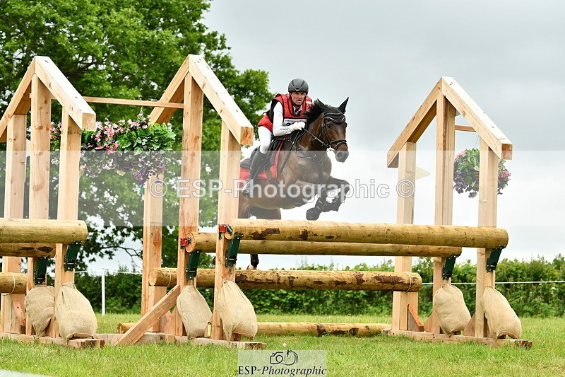 250524A-132126-10541 - B-373-Ben.Lee.Liles-FINCH.FANCY