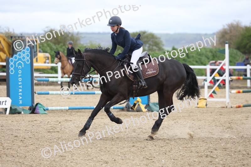 20260403-2872 - Class 7 - 1.00m