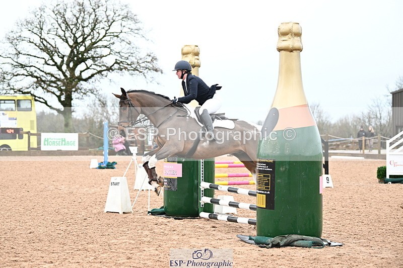 231203A-100128-00305 - Cls 14+15 Club and Schools 70cm