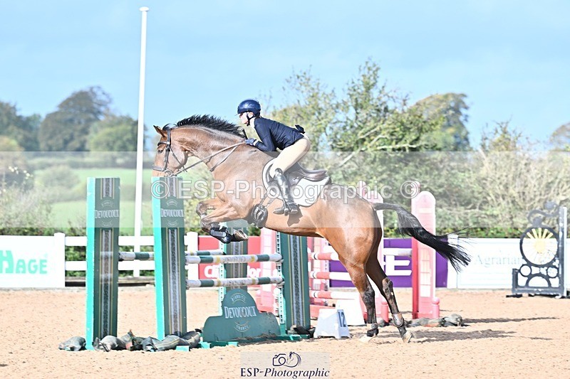 261014-110605-00142 - Cls 03 Snr Disco & 1.00m Open