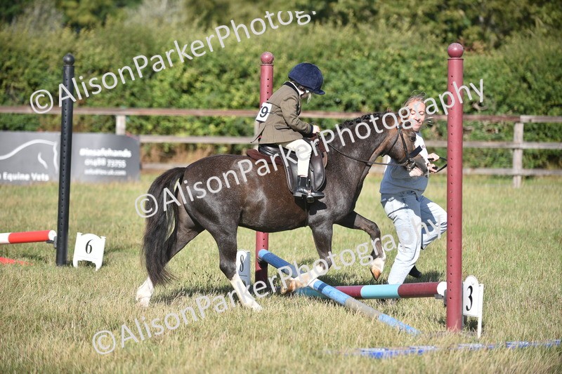 20260906-0585 - Class 6 - Minimus Jumping