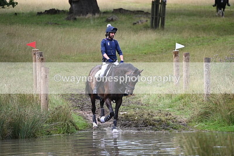 WJ7_2085 - Time at Water 11:14 to 11:36