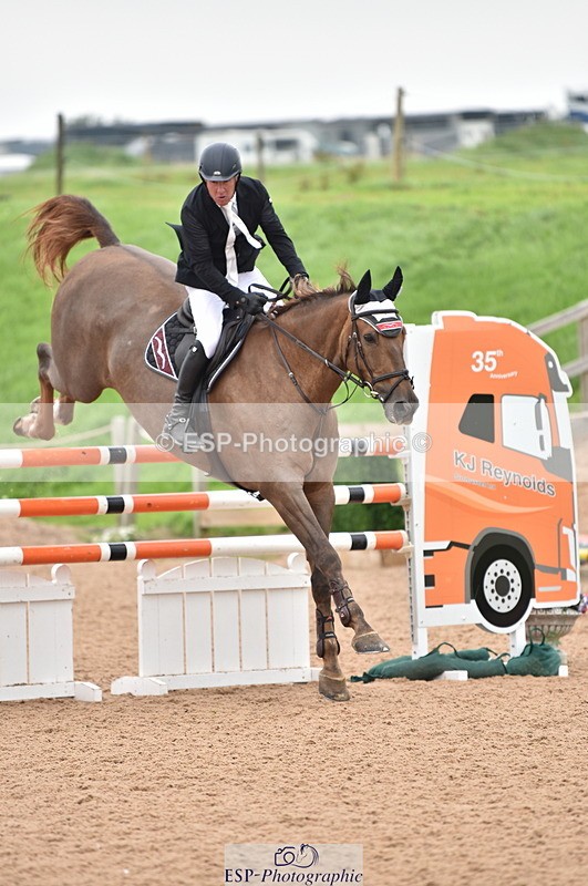 230810A-145140-01322 - Cls 11 1.30m Open