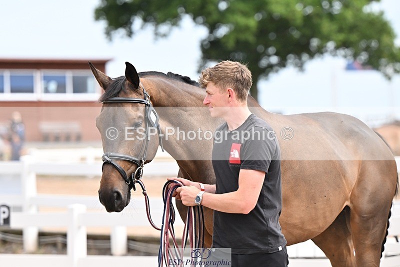 250716-153527-02031 - Trot Up 3.30 to 4.30