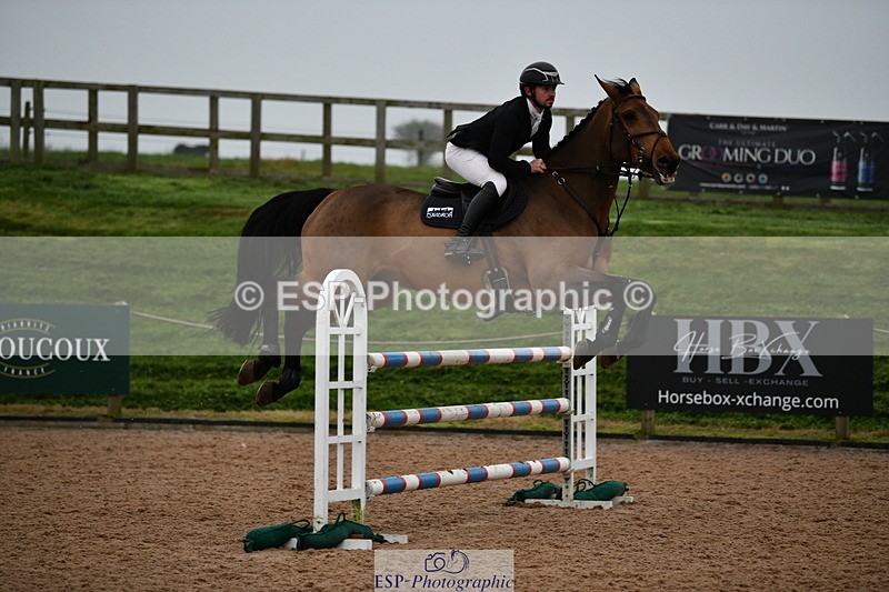 241102A-153908-06246 - SAT Cls 12 1.15m Members Cup