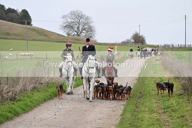 WJ7_1187 - Walk Home