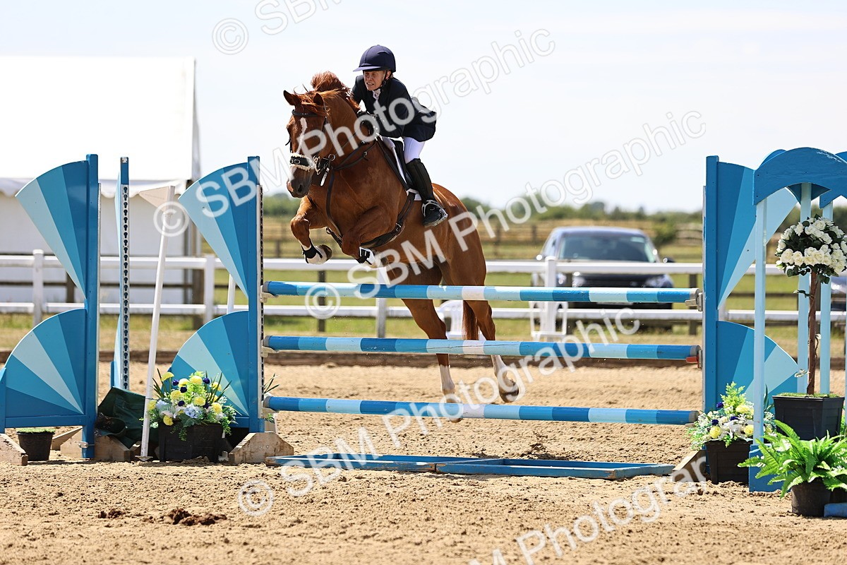 SBM_010156 - Class 9 - Senior Foxhunter - 1.20m Open