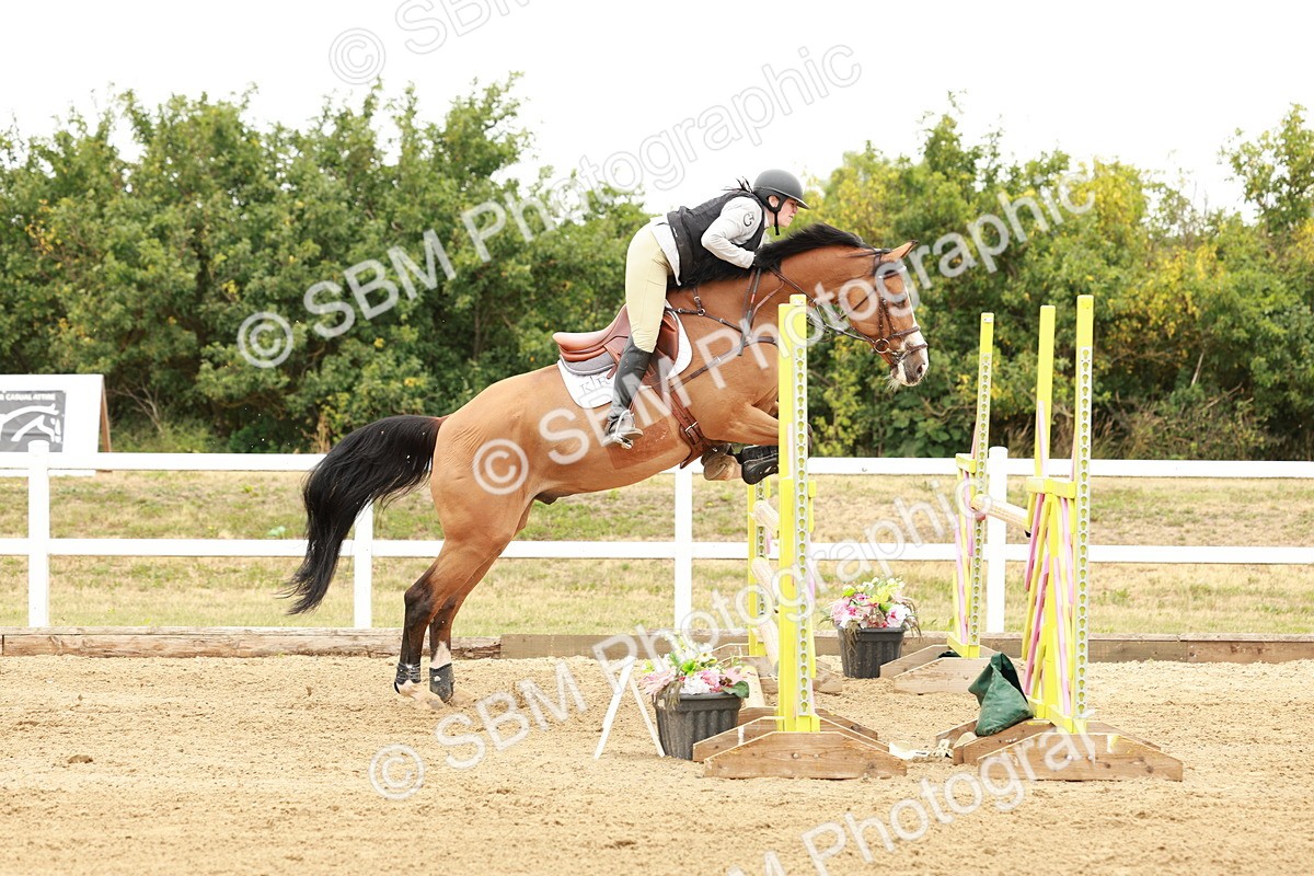 SBM_016746 - Class 20 - Senior Newcomers - 1.10m