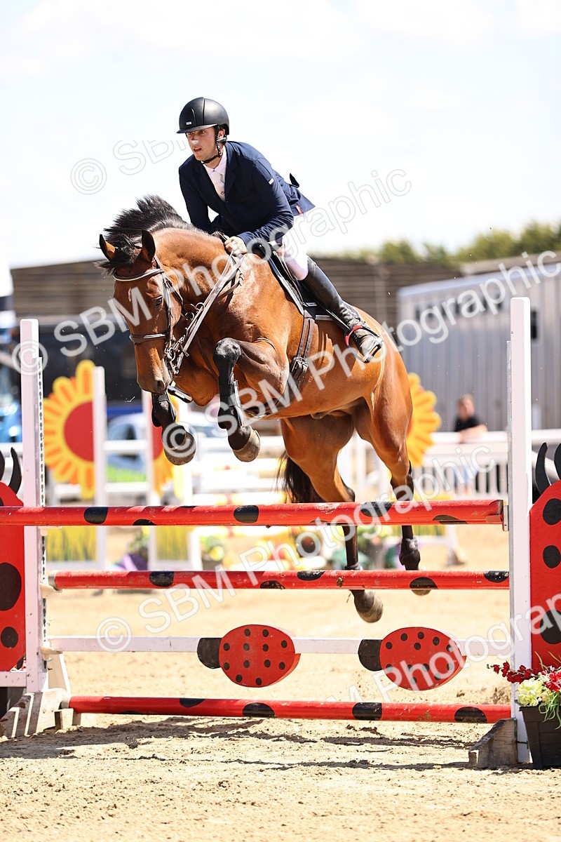 SBM_014794 - Class 15 - Senior Newcomers - 1.10m Open