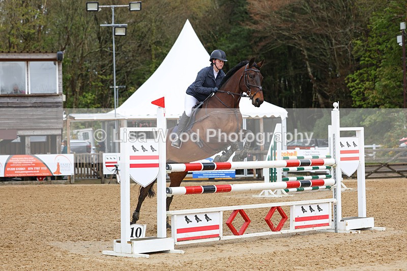 3E7A1646 - Class 7: Senior Newcomers/1.10m open