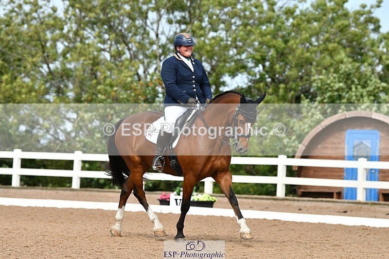 250906-112426-00993 - 041-Victoria.BradfordKenniford.flash.dancer