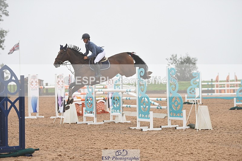 230916A-101704-03760 - Cls 14 Snr Foxhunter