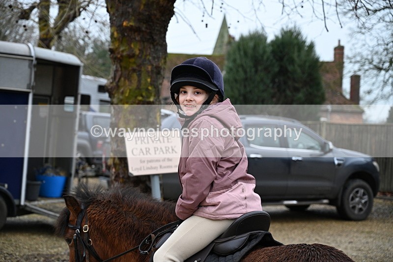 WJ7_9894 - Walk out..