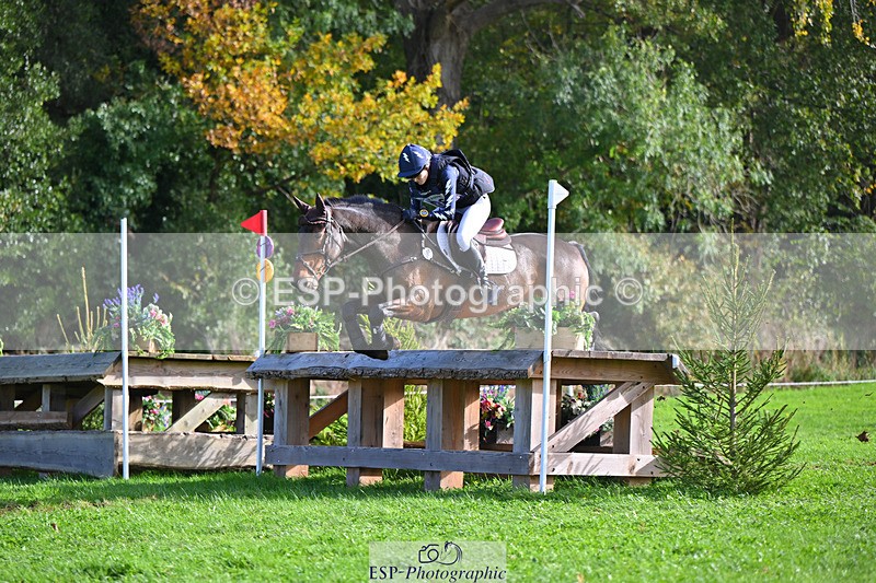 241025-124454-08306 - 108-Xanthe.Baylis-MONBEG.BY.MAGIC