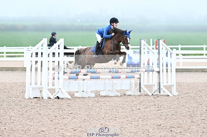 231118A-091639-00299 - Cls 2 BlueChip Pony Novice Qualifier