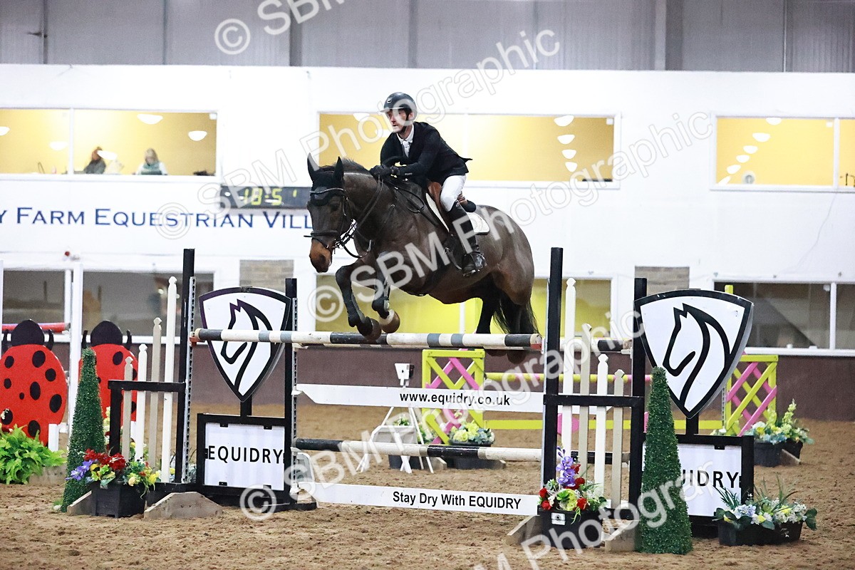 SBM_003374 - Class 13 - National 1.3m 1.40m Open Handicap