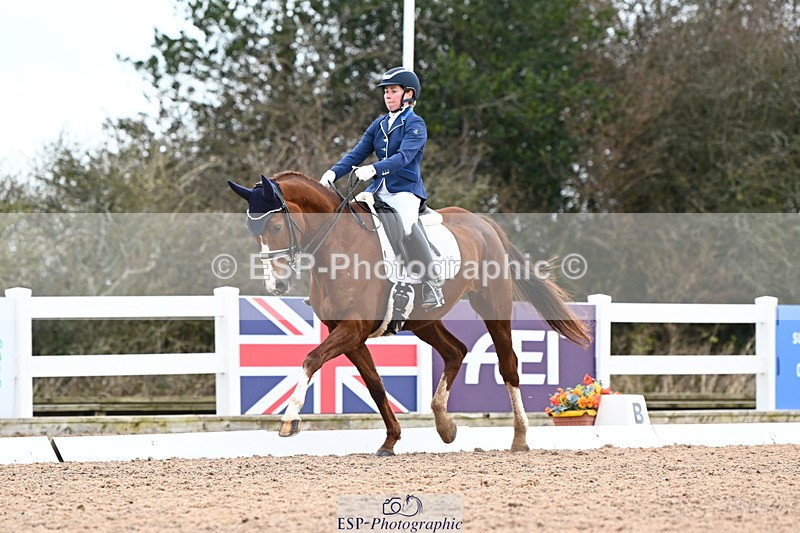 240218A-134513-08457 - 129-Caroline.Baker-Phenomenon.I