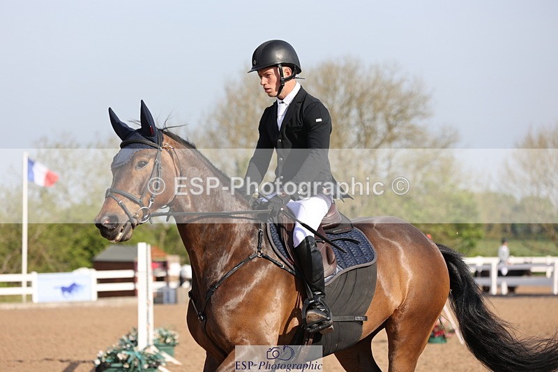 240510A-084518-04397 - Cls 13 British Novice and 90cm Open