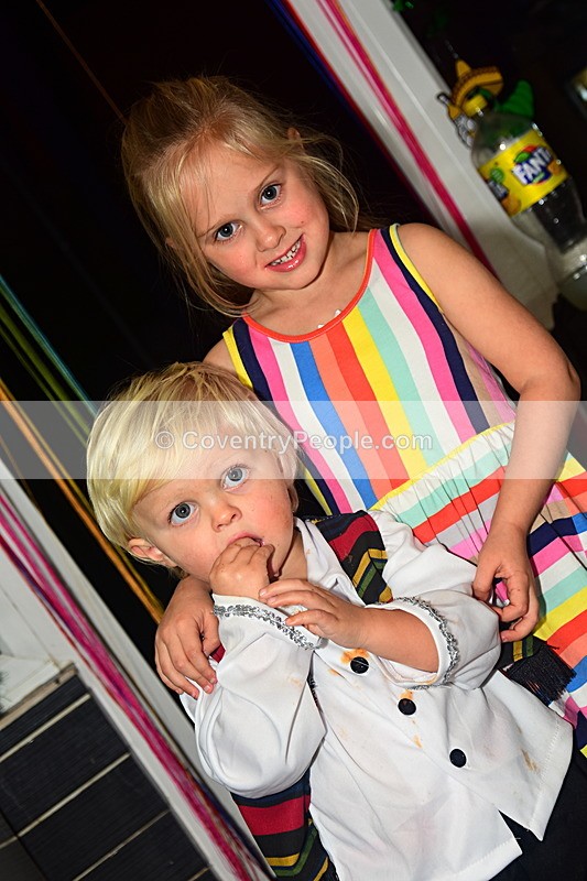 LEE-171 - Lee's 30th
