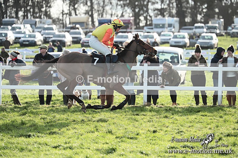PtP 141225  1405 - New Forest Hounds PtP Larkhill 14/12/25