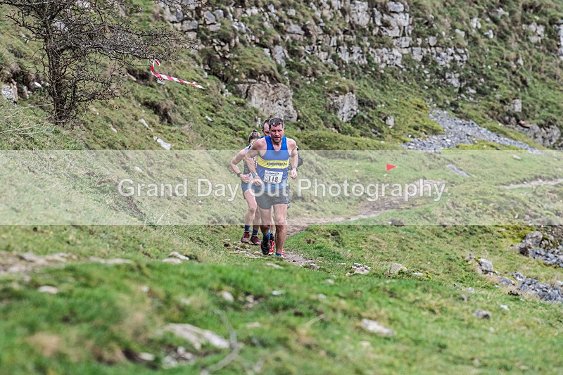 Litton-316 - Litton Christmas Cracker Fell Race (Limestone Series) Sunday 14th December 2025