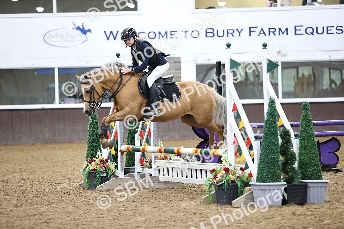 SBM_000100 - Class 1 - Pony Intro 70cm Open