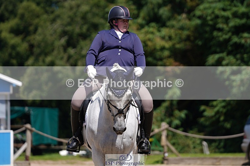 240719-133318-01912 - 201-Joanna_Philp-Darker_shade_of_pale