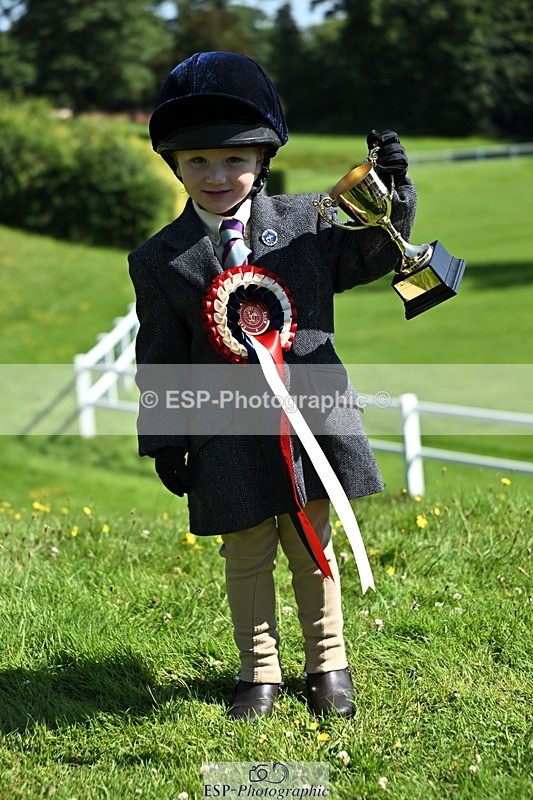 240729B-102528-02120 - Hamlin Cup and Group Photos