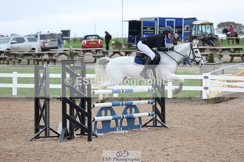 241116X-140233-02359 - Cls 14 A&B Pony Fox & 1.10m Open