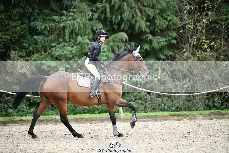 251004A-173656-02529 - Classes 12 & 13 90cm