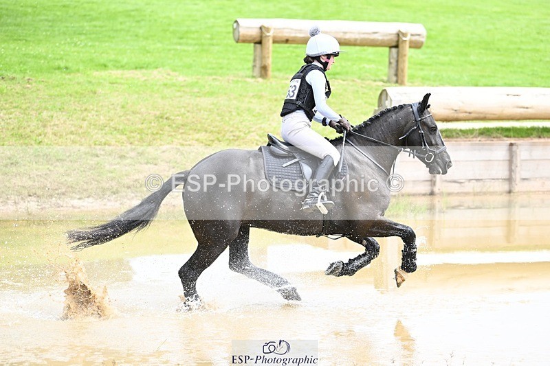 240803-133749-07252 - 153-Eleanor_Blewitt-CARRY_ON_PRINCESS