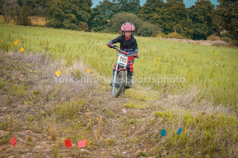 DSCF0329 - Ripon MC Trial 27/09- kids