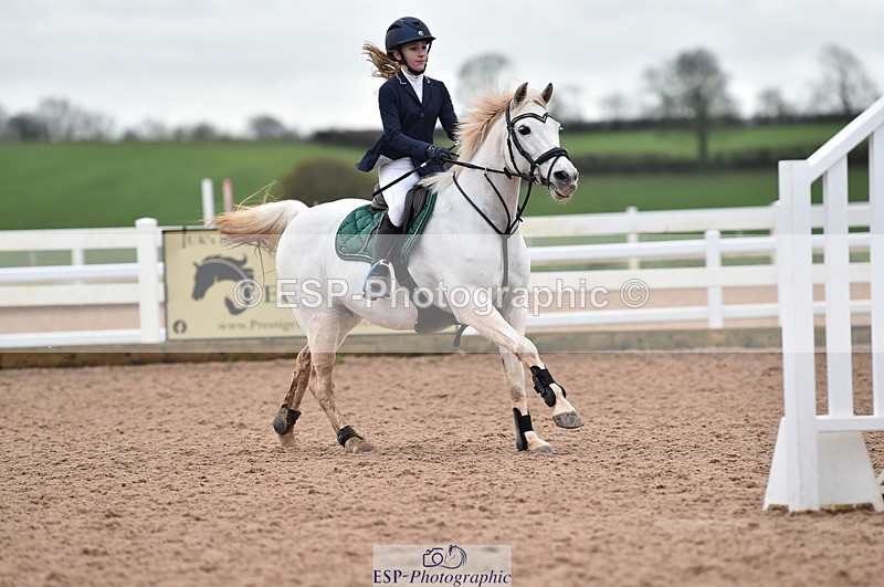 231203A-104834-00582 - Cls 3 Discovery & 90cm Open