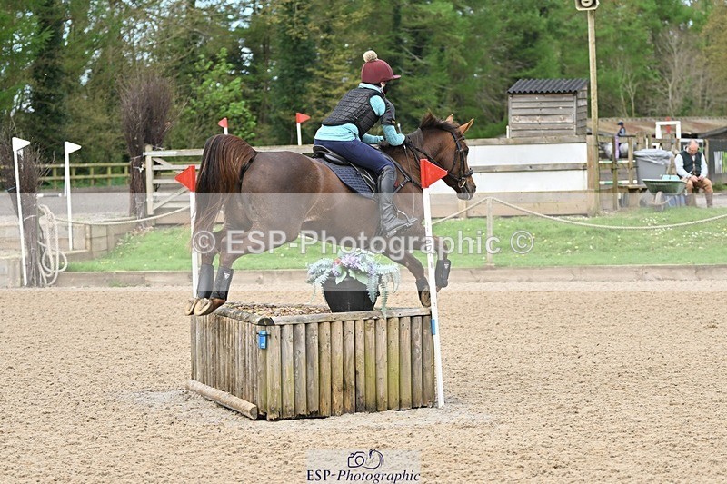 240411-100458-00920 - Group 3 XC