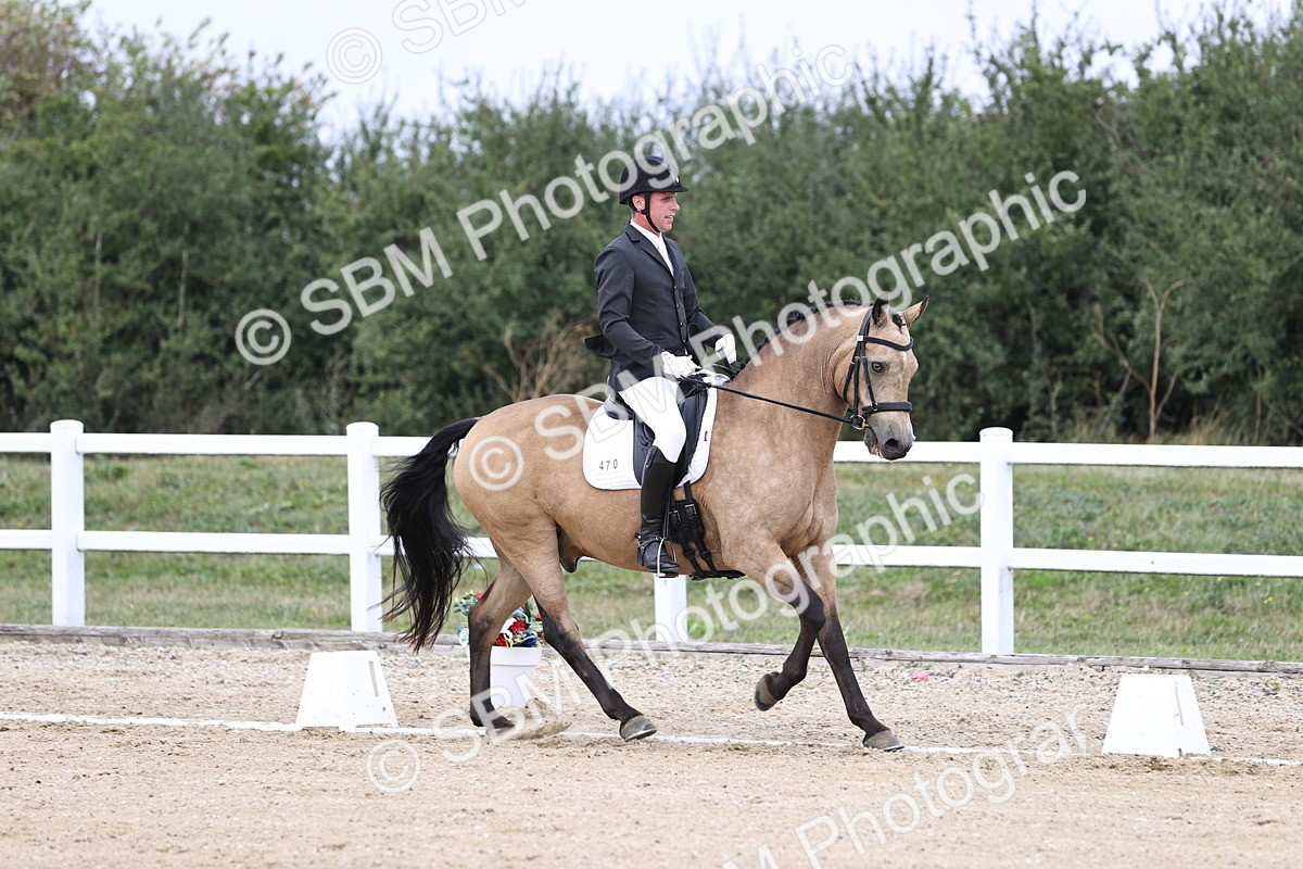 SBM_017461 - Class 14 - Novice 23 - 13.52-14.55