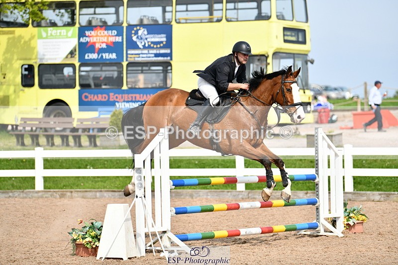 240511A-154930-14205 - Cls 25 British Novice and 90cm Open