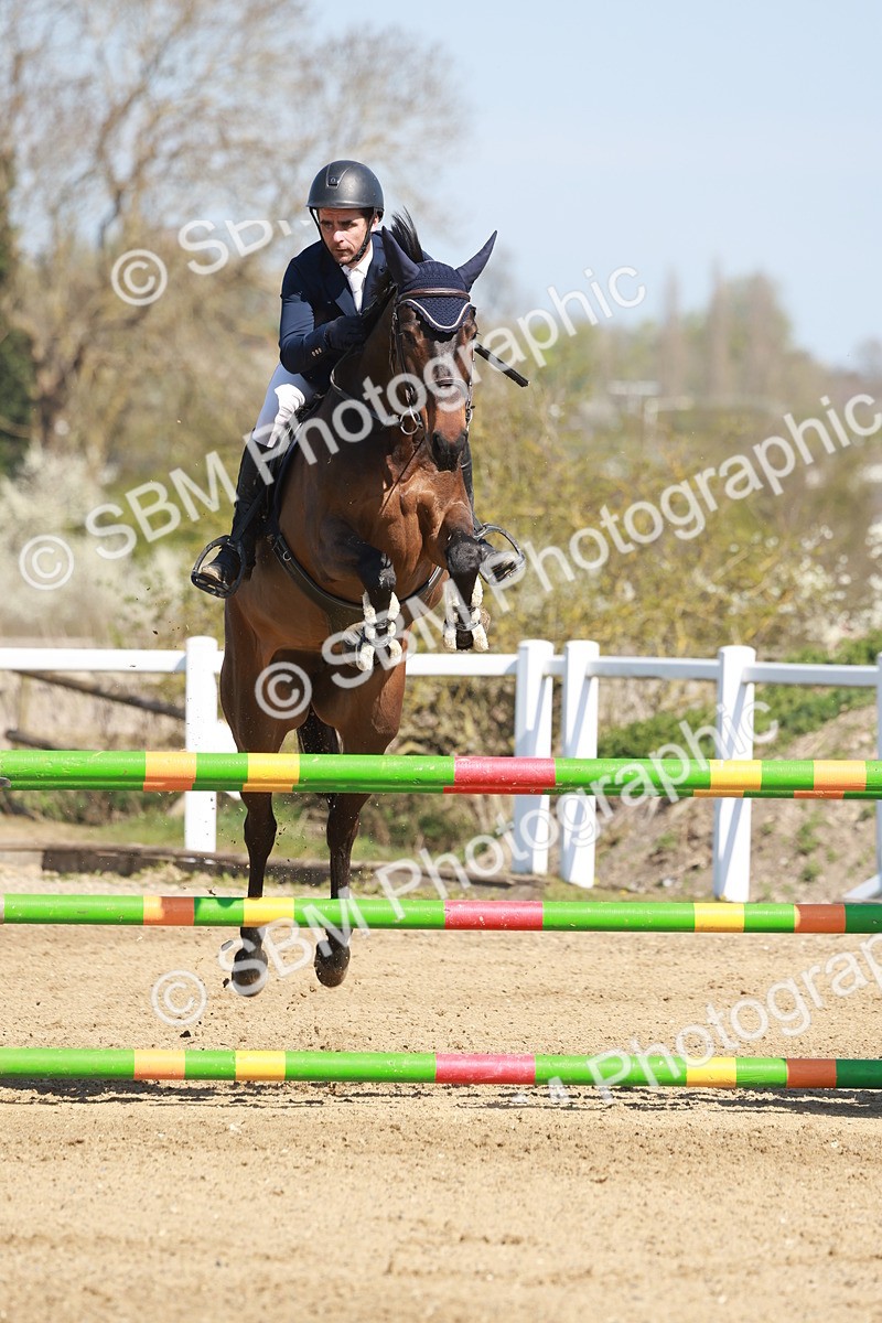 SBM_004222 - Class 17 - Senior Newcomers - 1.10m