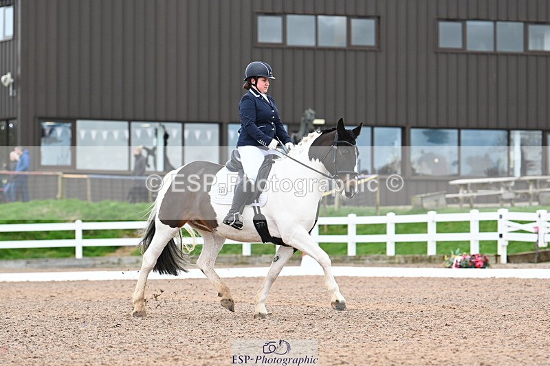 240218A-134018-07901 - 260-Lauren.Picknett-Bonnie.V