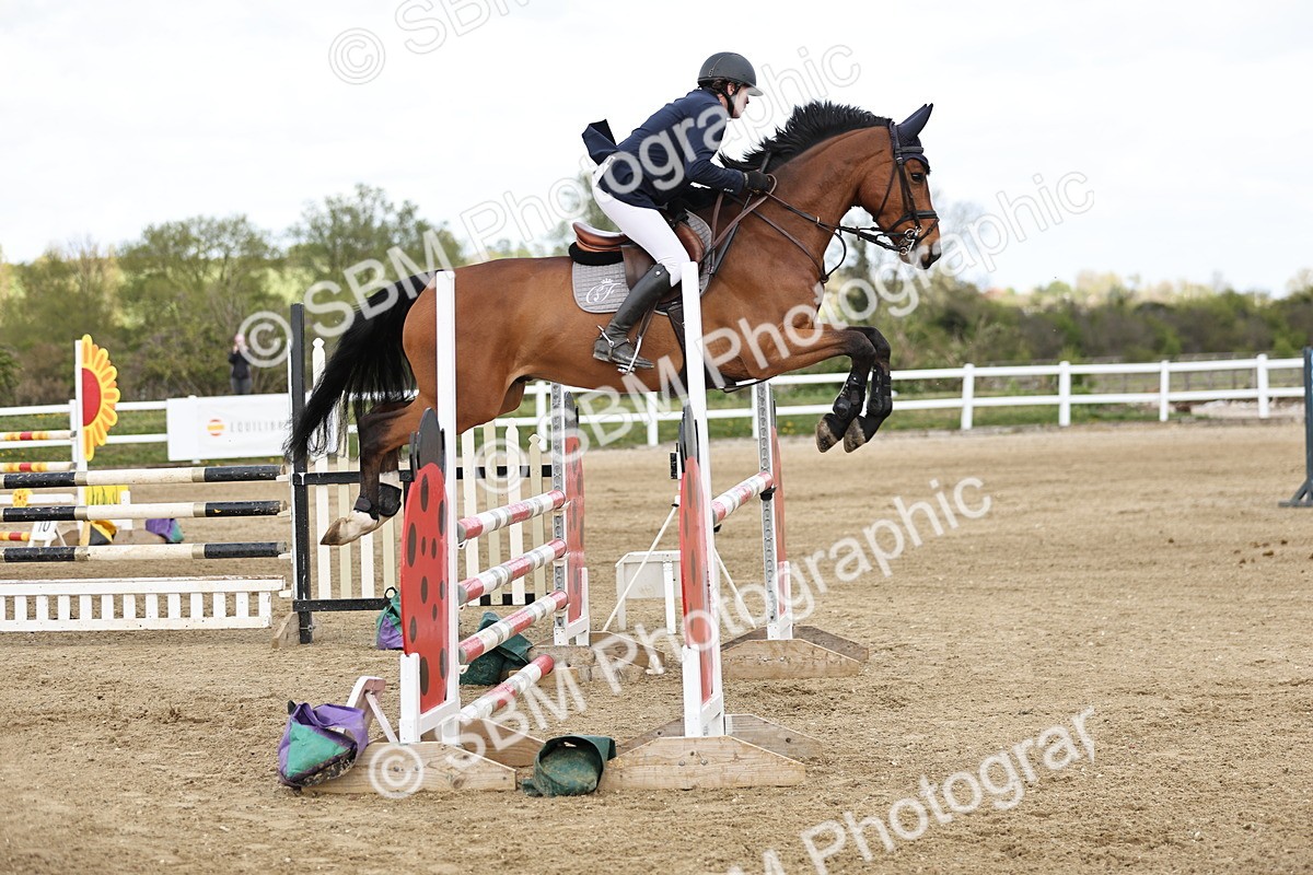 SBM_001147 - Class 4 - Senior Newcomers - 1.10m