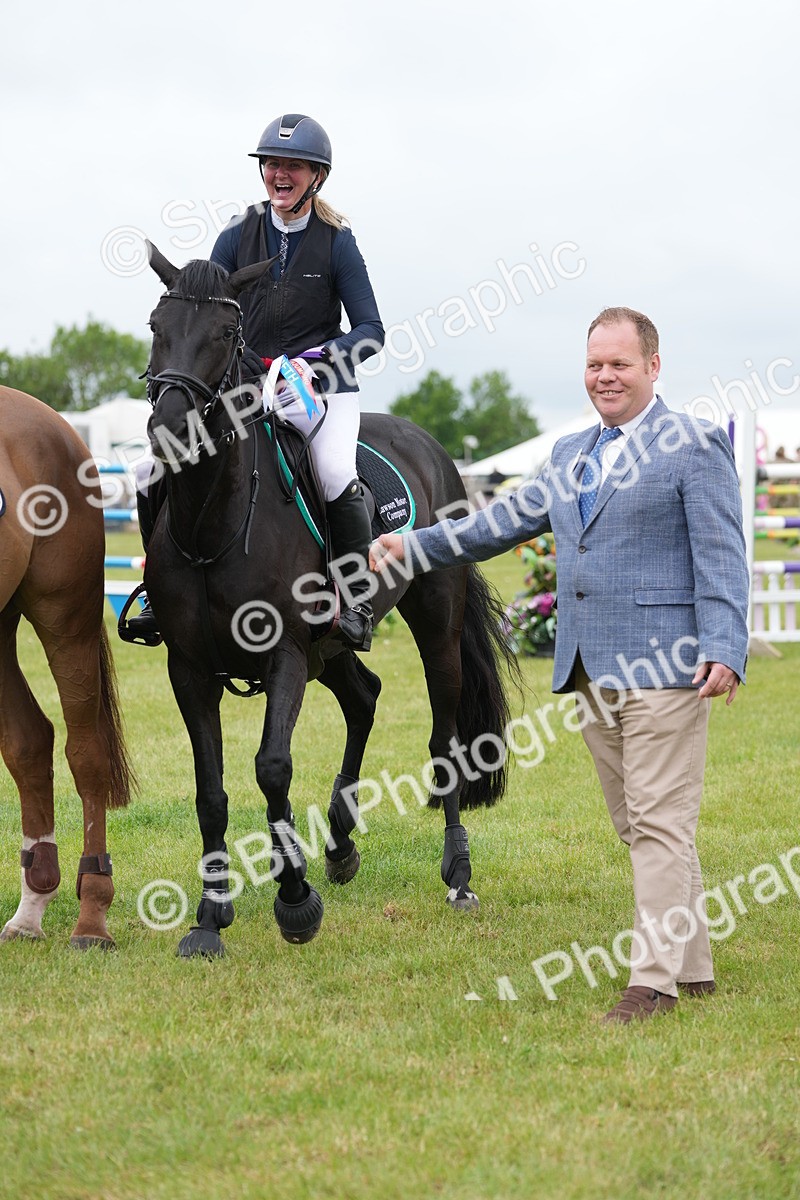 SBM_05336 - Class 201 - British Horse Feeds Speedi Beet Horse of the Year Show Grade  C