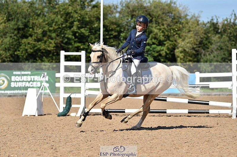 230903A-112242-04175 - Cls 18 Pony Brit Novice & 80cm Open